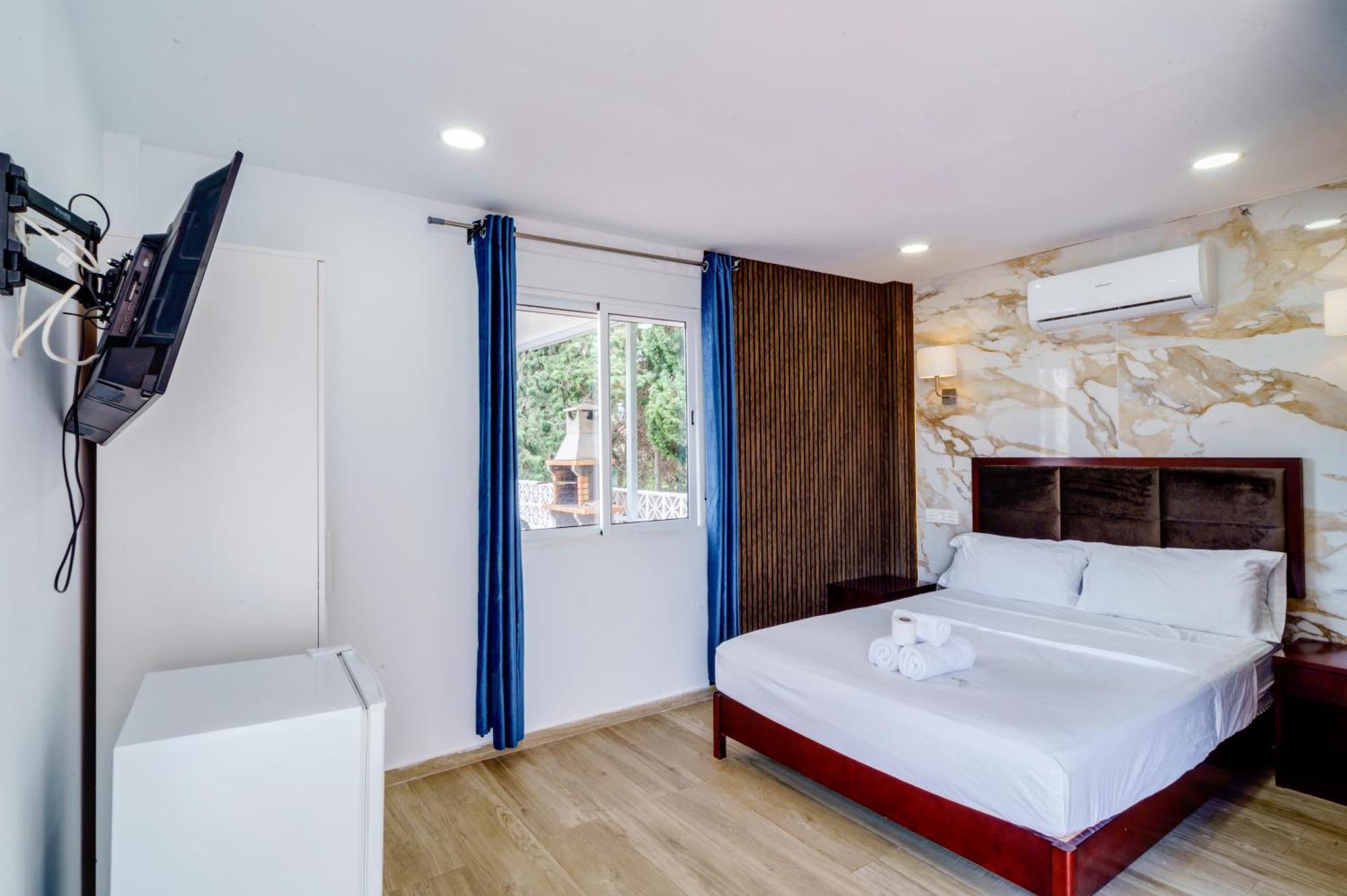 Aparthotel Costa *